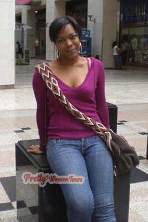 157150 - Maria Claudia Age: 47 - Colombia