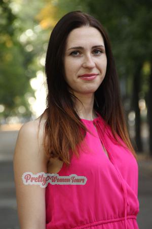 157438 - Elena Age: 31 - Ukraine