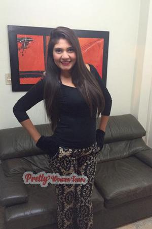 157704 - Yaneth Age: 32 - Colombia