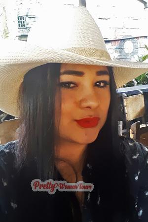 172820 - Sandra Age: 30 - Colombia