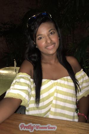 173813 - Nancy Age: 32 - Colombia