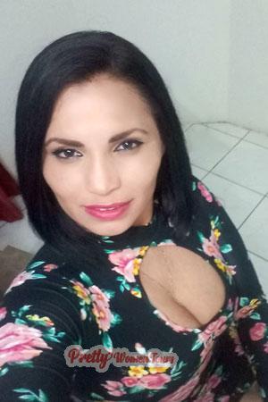 180645 - Andrea Age: 39 - Costa Rica