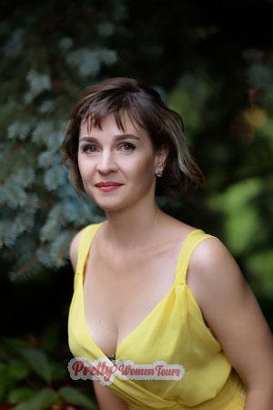 183352 - Elena Age: 49 - Ukraine