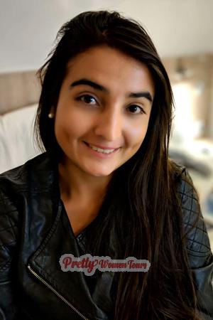 190206 - Daniela Age: 33 - Colombia