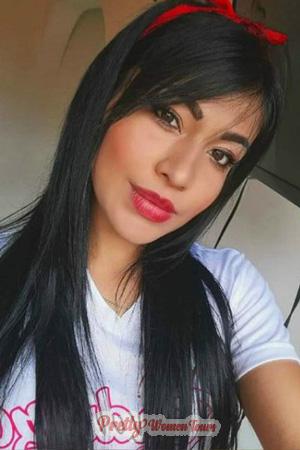 197882 - Maria Fernanda Age: 25 - Colombia