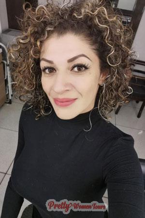 199851 - Marjorie Age: 39 - Costa Rica