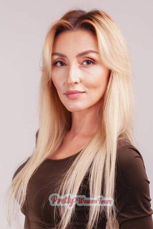 200251 - Svitlana Age: 45 - Ukraine