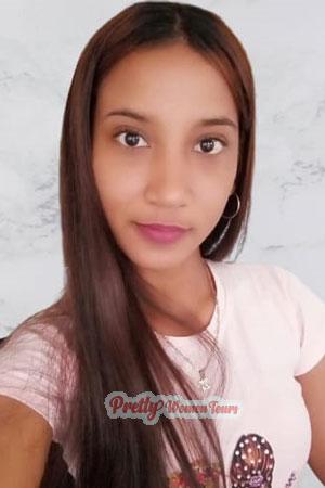 200979 - Dayanna Age: 25 - Colombia