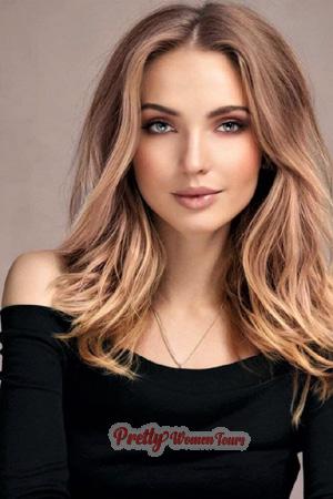 202106 - Eva Age: 23 - Russia