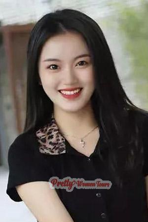 202560 - Xiaoqin Age: 21 - China