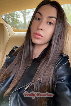 203095 - Anastasiia Age: 29 - Netherlands