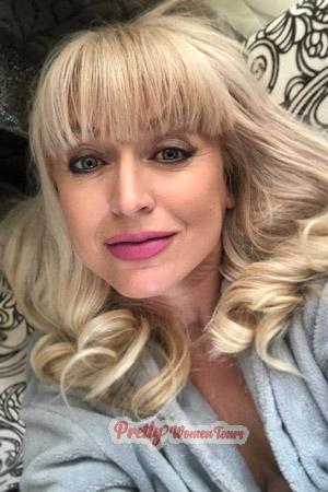 203292 - Oksana Age: 53 - Ukraine