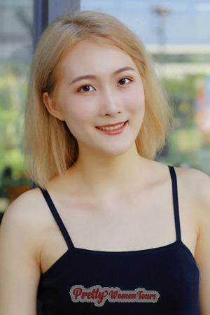 203743 - Shiqi Age: 24 - China