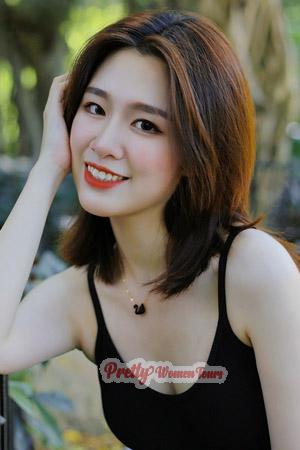 203746 - Meiyan Age: 22 - China