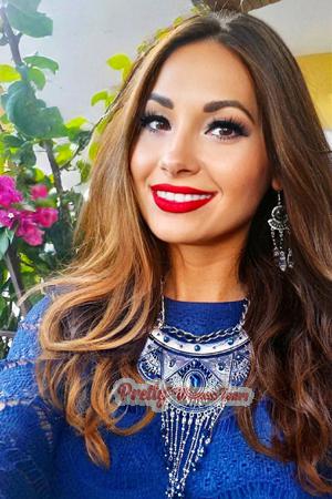 205090 - Nataliia Age: 41 - Greece