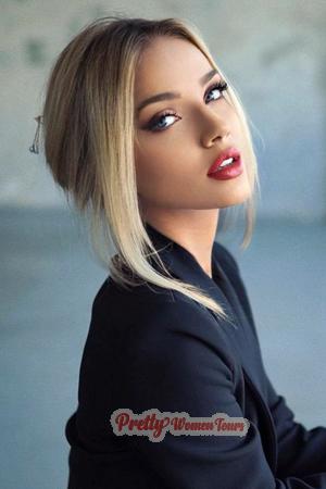 205443 - Anastasia Age: 22 - Poland