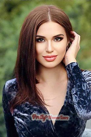 205663 - Alina Age: 34 - Ukraine