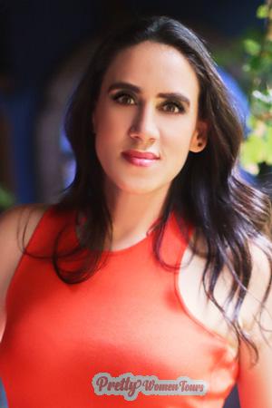 205758 - Leslie Age: 41 - Mexico