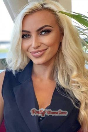 206788 - Viktoria Age: 25 - Ukraine
