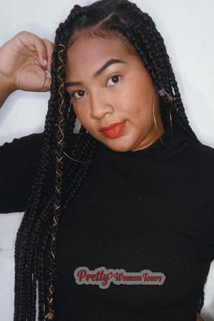 207351 - Ghirleyne Age: 23 - Colombia