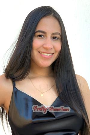 209827 - Nayeth Age: 22 - Colombia