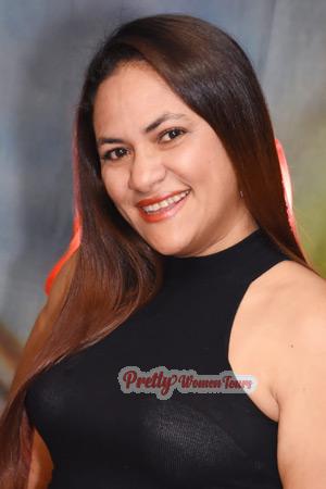 210913 - Arelcy Age: 46 - Colombia