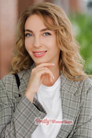 213943 - Julia Age: 26 - Ukraine