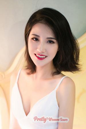 214211 - Yanbing Age: 23 - China