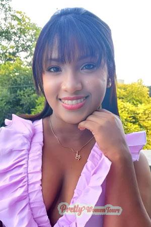 215853 - Marelin Age: 24 - Colombia
