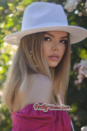 215993 - Anastasia Age: 26 - Ukraine