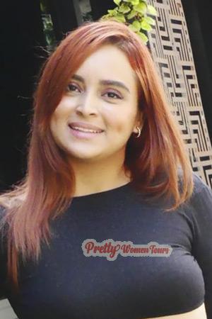 216630 - Beatriz Age: 29 - Colombia