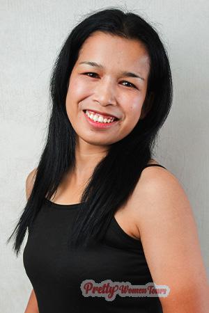 216735 - Piyanuch (Kate) Age: 31 - Thailand