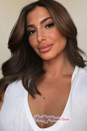 217084 - Alexia Age: 29 - France