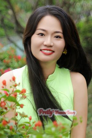 221573 - Abigail Age: 45 - China