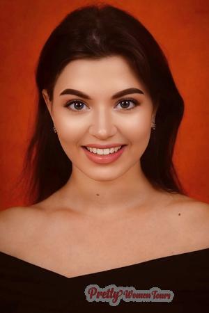 222331 - Anastasiya Age: 20 - Ukraine