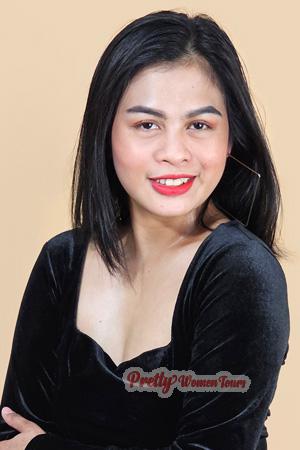 222806 - Marialle Age: 21 - Philippines