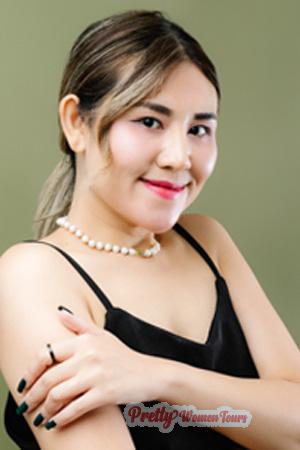 223676 - Pornrawin Age: 30 - Thailand