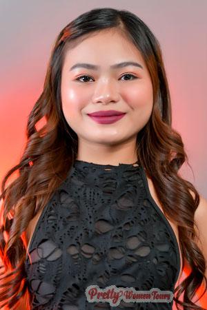 223852 - Jeramae Age: 19 - Philippines