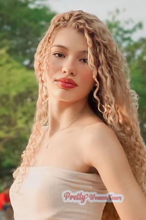 225773 - Adriana Age: 22 - Colombia