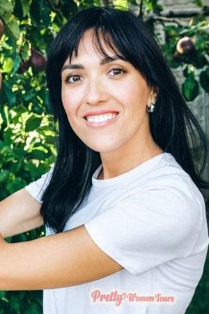 225912 - Oksana Age: 36 - Ukraine