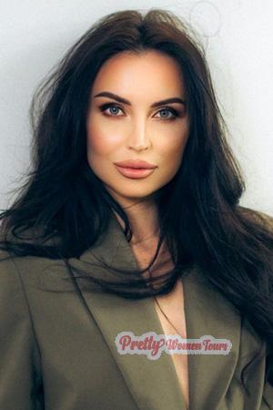 226470 - Yevheniia Age: 30 - Ukraine