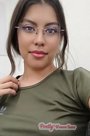 226512 - Samantha Age: 22 - Mexico