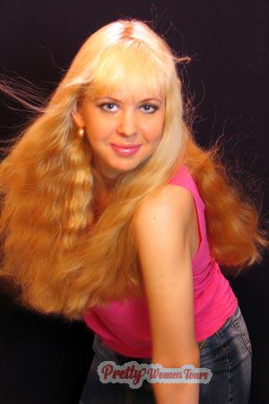 83184 - Larisa Age: 27 - Russia