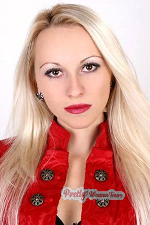 95026 - Elena Age: 26 - Ukraine